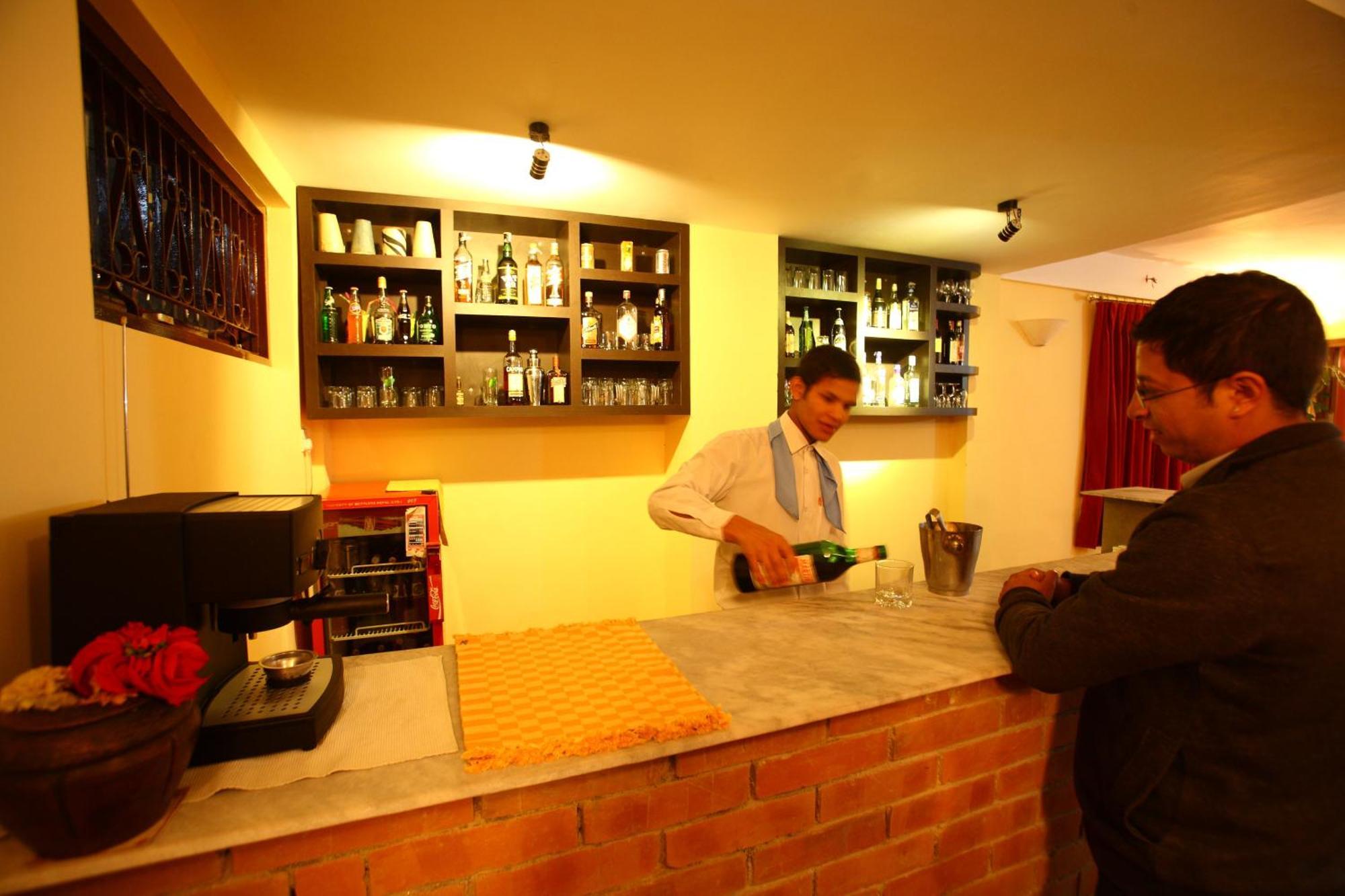 Royal Astoria Hotel Kathmandu Exteriör bild
