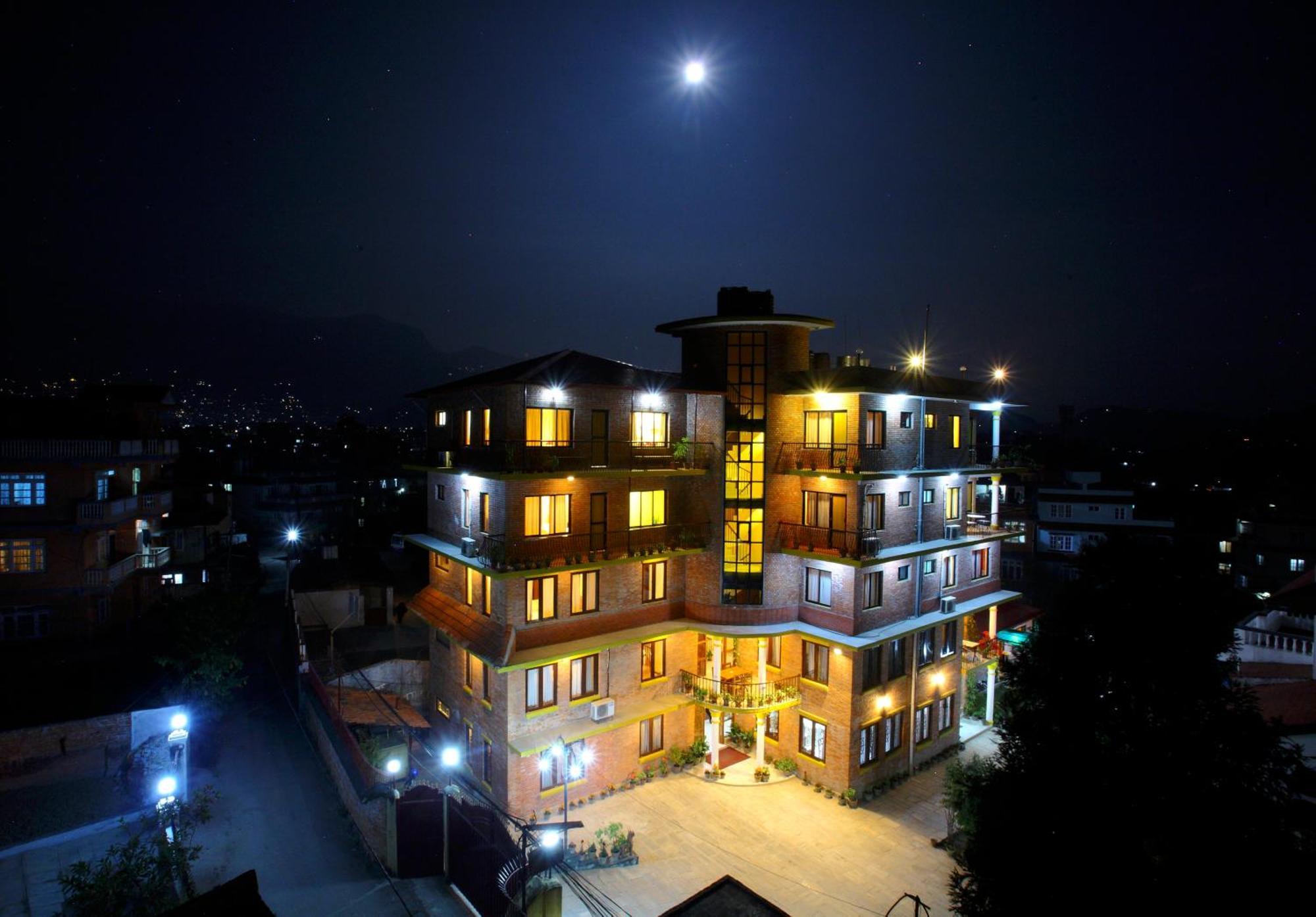 Royal Astoria Hotel Kathmandu Exteriör bild