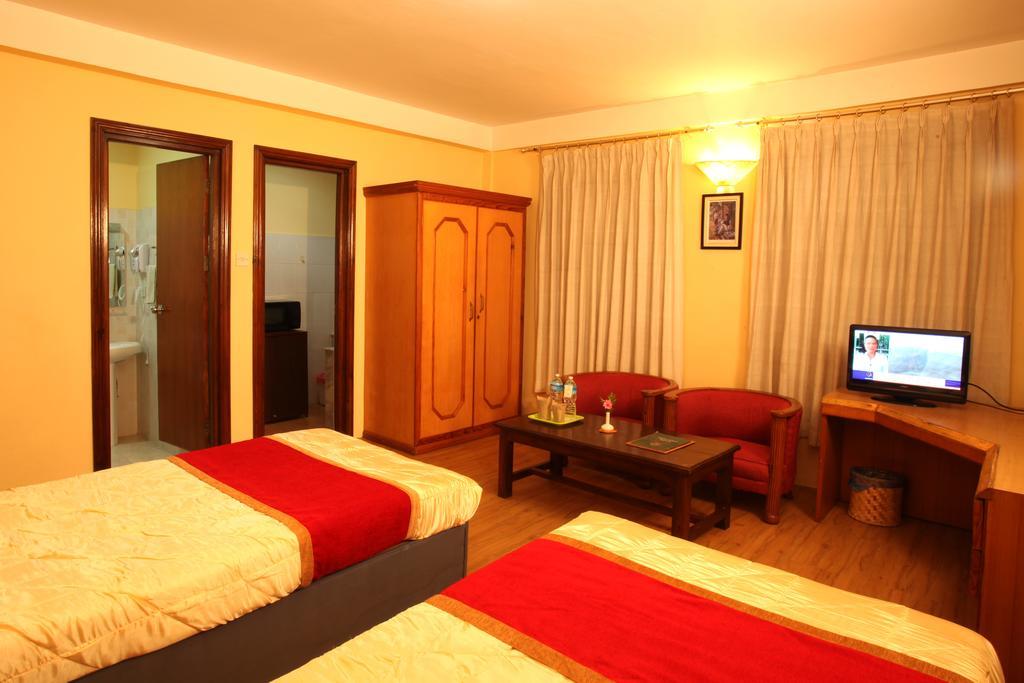 Royal Astoria Hotel Kathmandu Exteriör bild