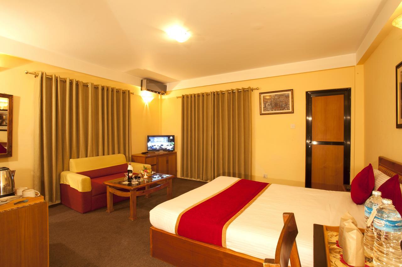 Royal Astoria Hotel Kathmandu Exteriör bild