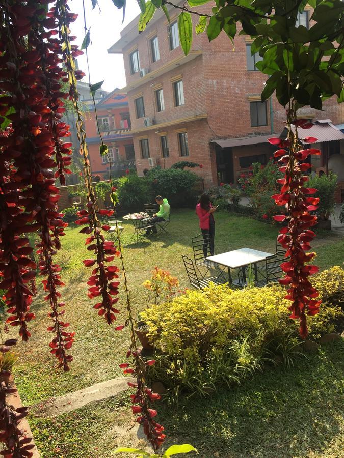 Royal Astoria Hotel Kathmandu Exteriör bild