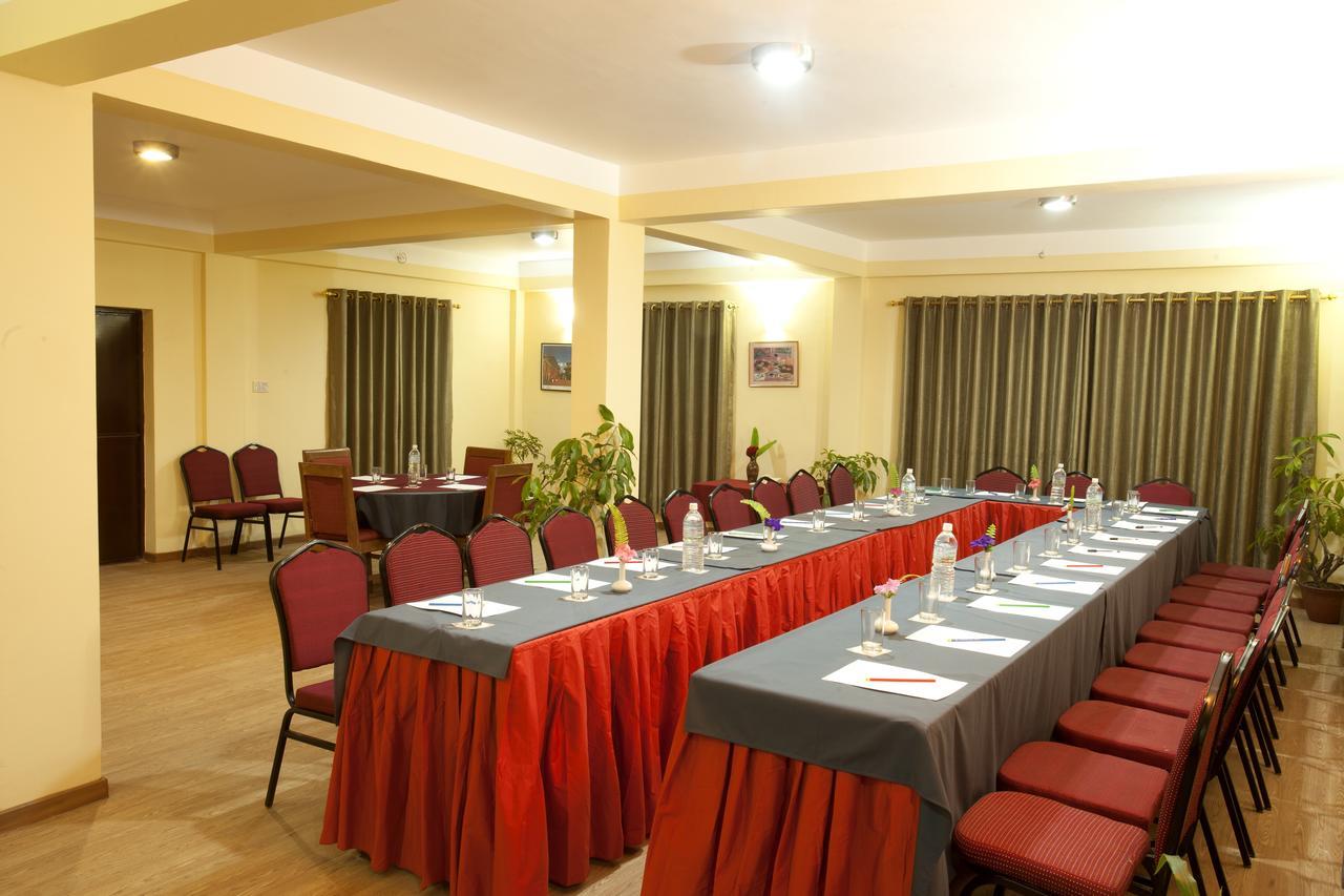 Royal Astoria Hotel Kathmandu Exteriör bild