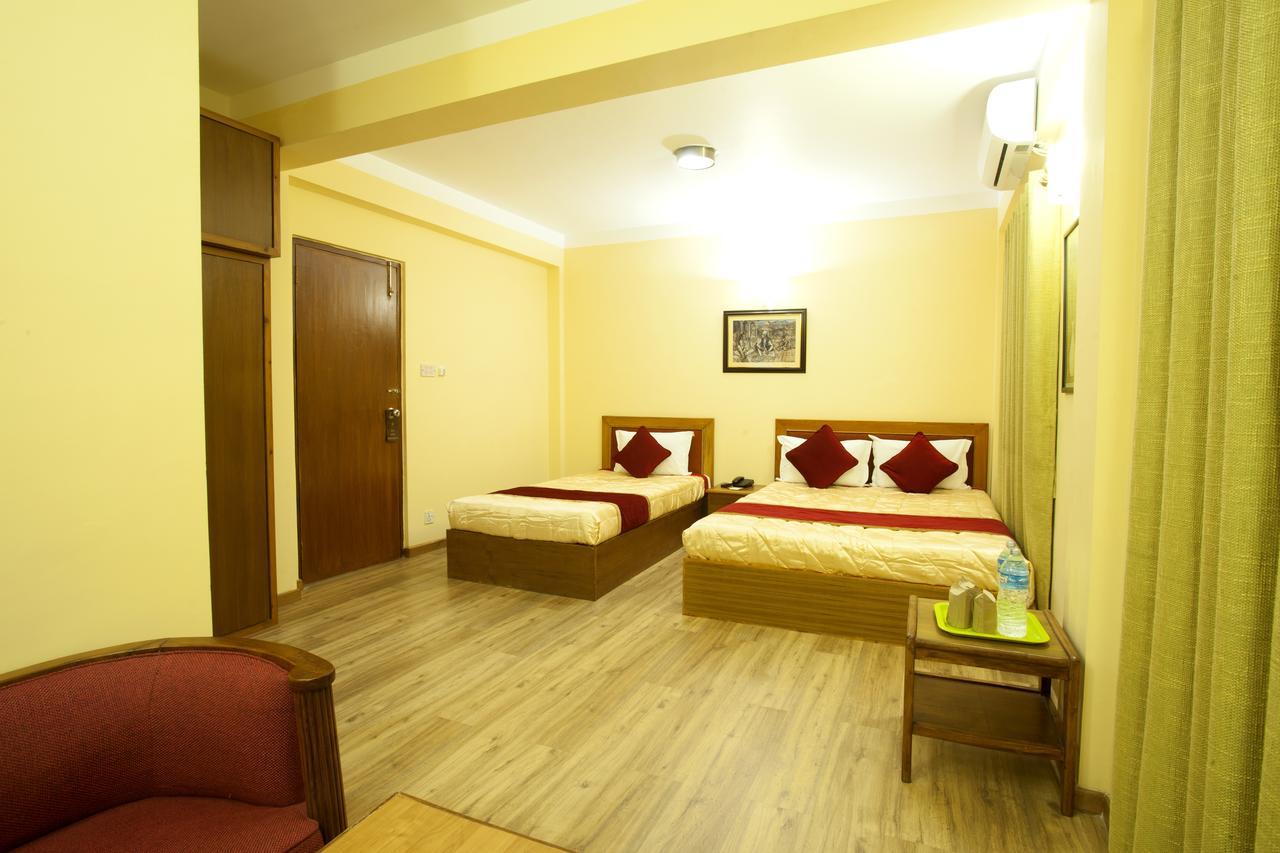 Royal Astoria Hotel Kathmandu Exteriör bild