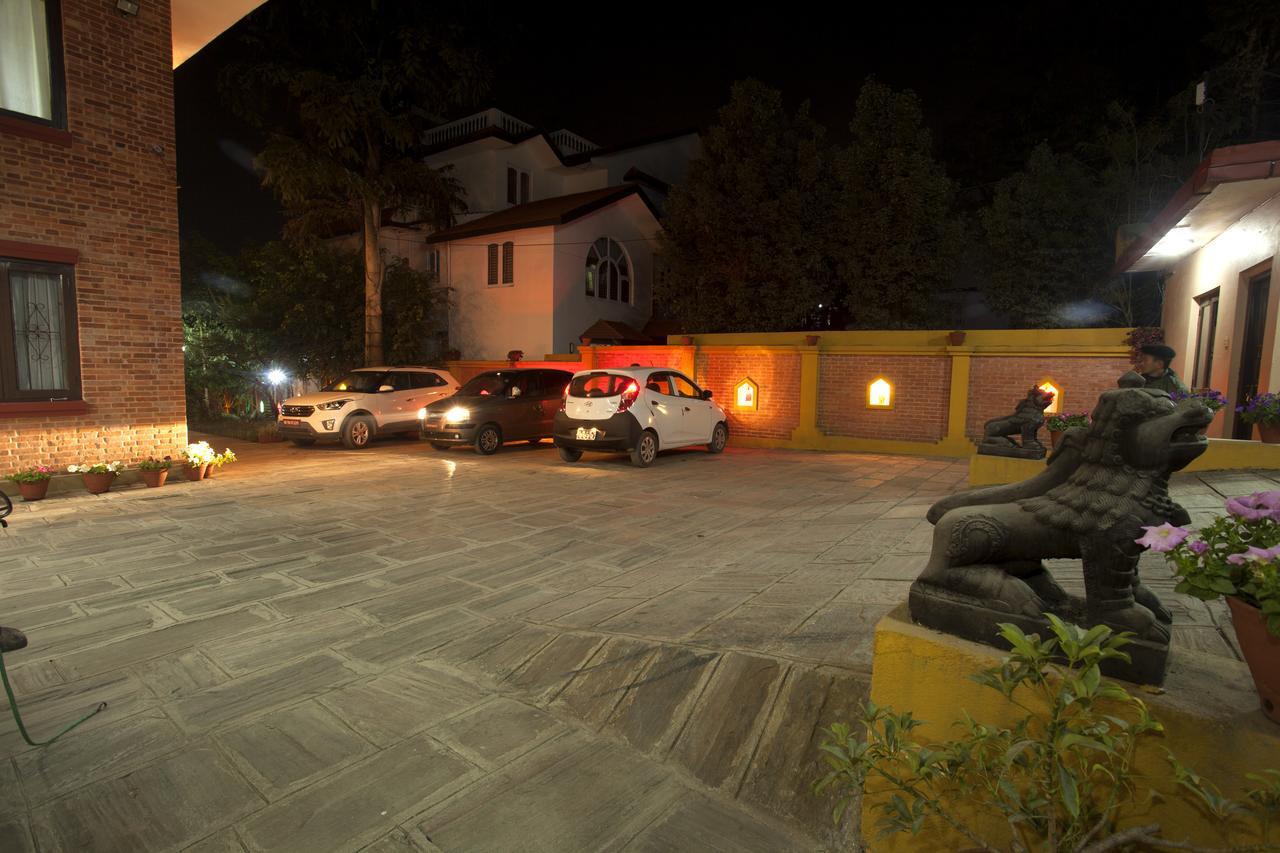 Royal Astoria Hotel Kathmandu Exteriör bild